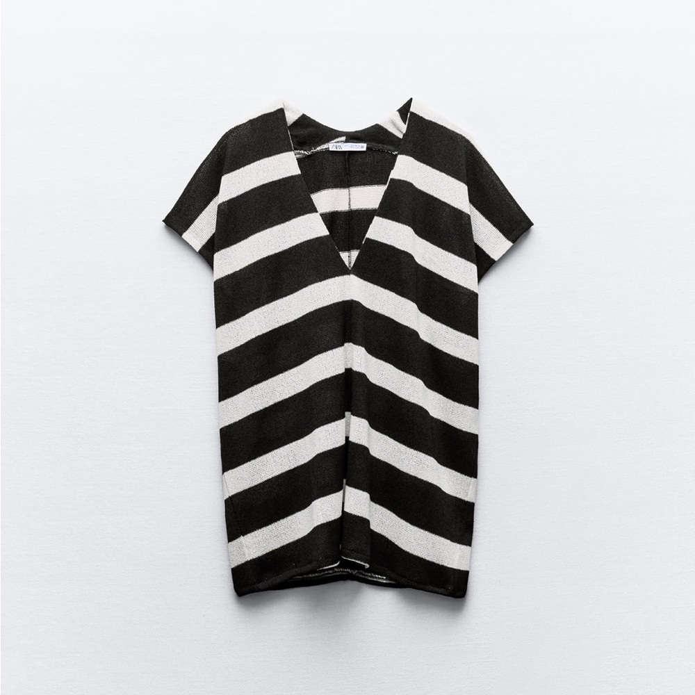 ✨Zara Stripe Top✨